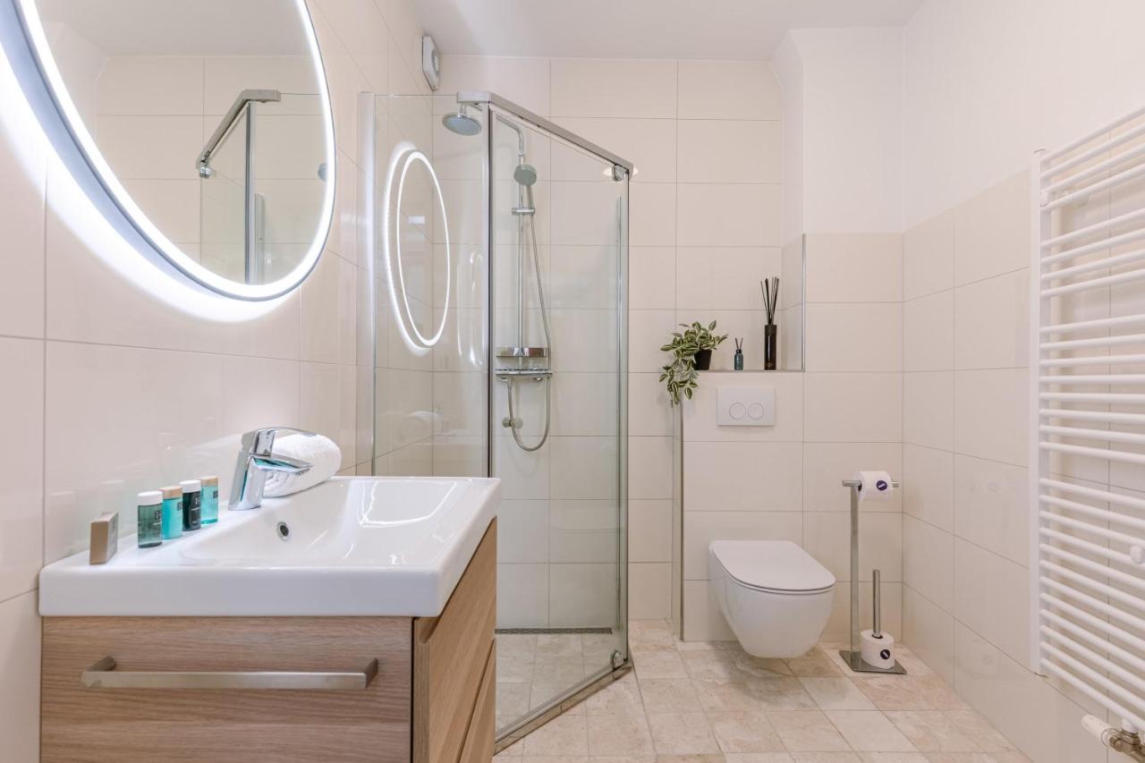 Authentic Apartment In The Heart Of Antwerpen Exterior foto