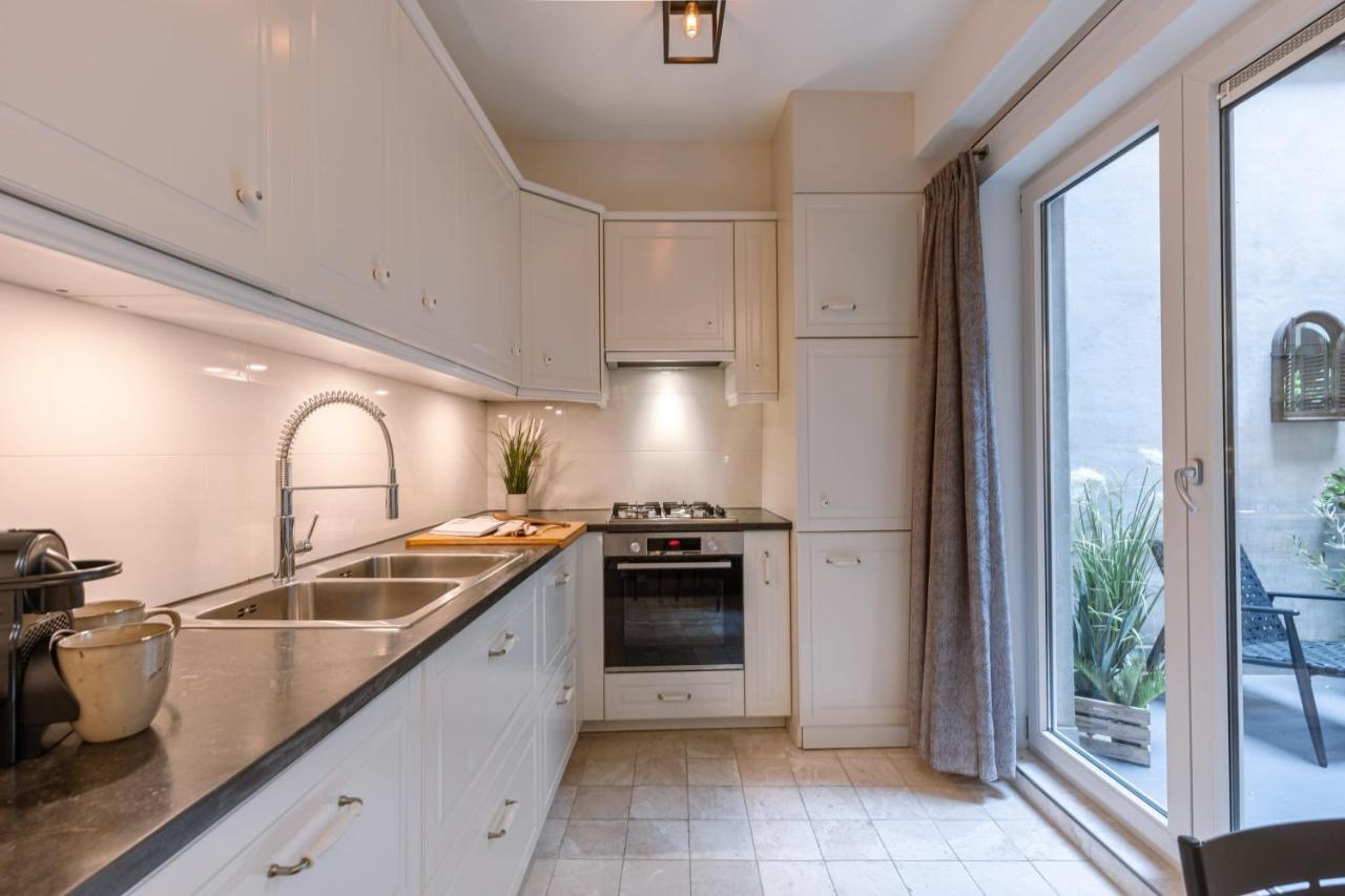 Authentic Apartment In The Heart Of Antwerpen Exterior foto