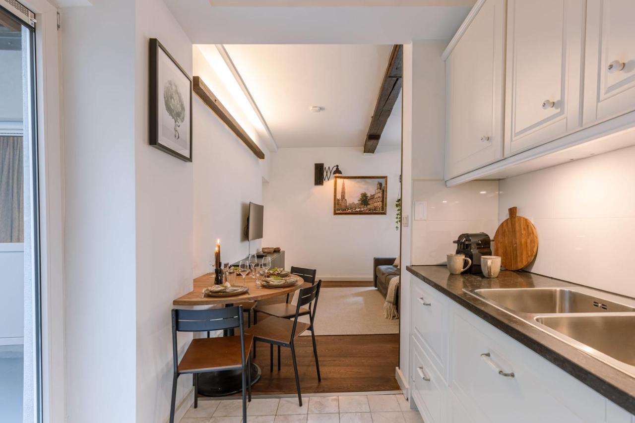 Authentic Apartment In The Heart Of Antwerpen Exterior foto