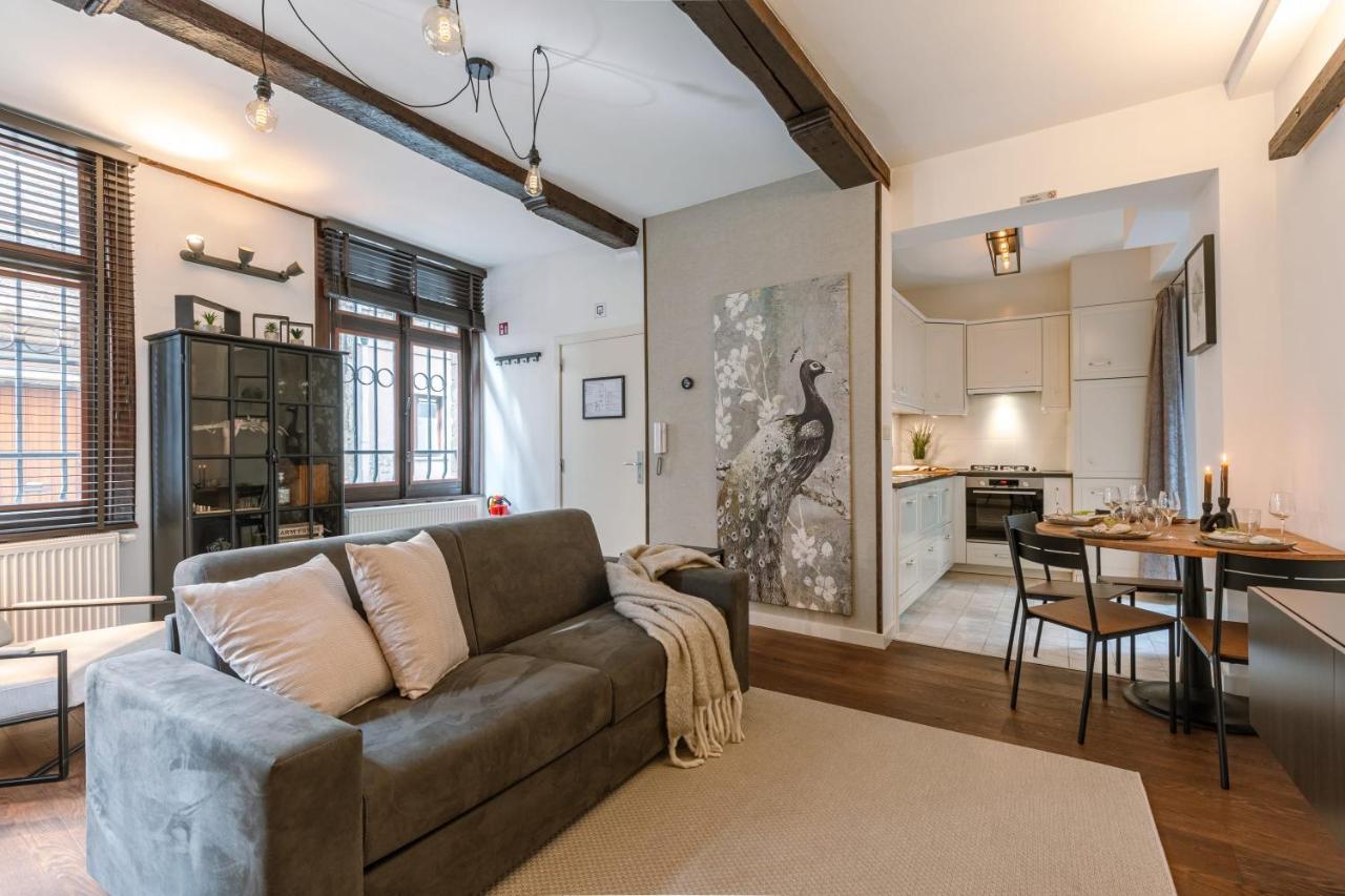 Authentic Apartment In The Heart Of Antwerpen Exterior foto